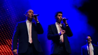 Straight No Chaser Chicago 12/17/16: All About That Bass