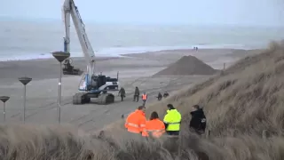 Подрыв морской мины времен Второй Мировой Войны.