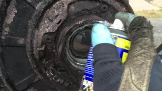 1) How to remove a 2nd gen wheel bearing rear on Mercedes Vito RWD