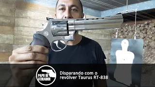 Disparando com o revólver Taurus RT-838, cano 6,5", calibre .38 SPL, customizado