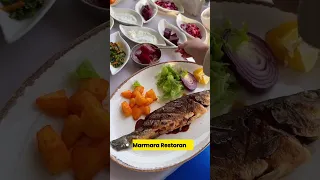 15 Fərqli Dənizkənarı Restoran