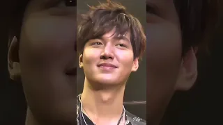 Nuestro amado y bellisimo #leeminho  @MYMENTOFFICIAL @leeminhofilm