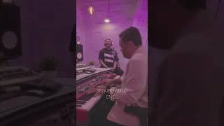 Feliz Cantado Alegre / Marcos Yaroide Feat Adiel Santana