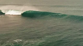 Local Pros SCORE EPIC Reef Break - RAW FOOTAGE