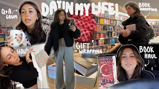 VLOG: day in my life! (Q&A, book shopping, hauls, gift wrapping + more!) | bookmas day 9