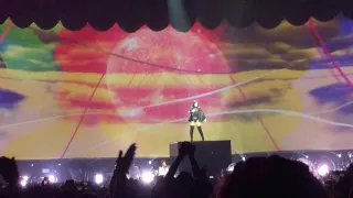Future Now Tour 2016: Demi Lovato - "Confident"