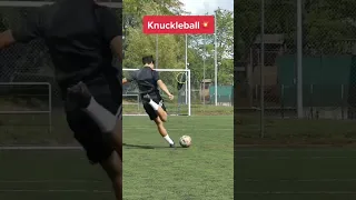Curve 💫 or Knuckleball 💥 #shorts #footballskills #footballskills#neymar