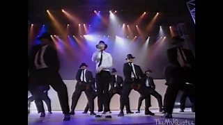 Michael Jackson - Dangerous - American Music Awards - Enhanced HD