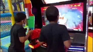 Dinosaur Shooting game/ Twin Siblings enjoyment/ Kids entertainment