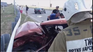 Пассажирку зажало в салоне автомобиля в результате ДТП. Обзор ЧП за 23 июня