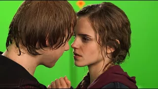 Behind the scenes: Ron and Hermione Kiss (Wizard Collection)