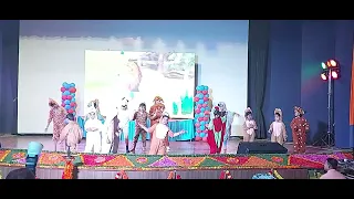 Children Animal group dance performance song by Children