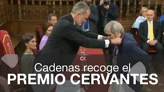 Cadenas recoge el Premio Cervantes con un llamamiento a la democracia