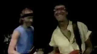 Going home - Dire Straits & Hank Marvin Wembley 1985