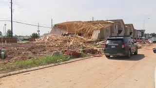 Teen worker killed when houses under construction collapse in Magnolia during severe storm