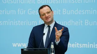 Spahn: Ausreichend Impfstoff für Kreuzimpfungen vorhanden