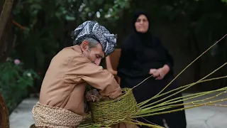 Making a Basket from PINE NEEDLES | Start to Finish Project مام ساڵح توتمەیی