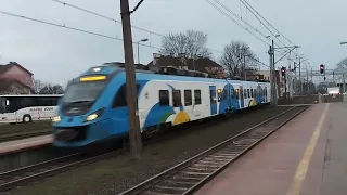 PR 88742  relacji Świnoujście Szczecin Główny. Wjazd na stację Goleniów