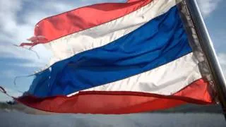 อย่า...ประดับธงชาติไทยแบบนี้!