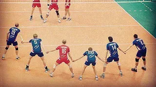 Beautiful Teamwork Actions in Volleyball (HD)