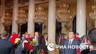 На церемонию прощания с Горбачёвым прибыл премьер-министр Венгрии Виктор Орбан.