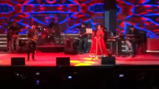 Shreya Ghoshal's tribute to AR Rahman - Delhi (Talkatora Stadium)