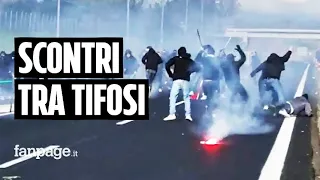 Scontri tra tifosi di Roma e Napoli in autostrada erano organizzati, orrore in chat: “Bella azione”