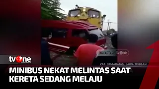 Nekat Melintas Meski Sudah Diberi Tanda, Minibus Tertabrak KA Wisata Ambarawa | tvOne