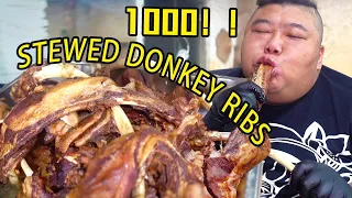 1,000 yuan to buy a whole donkey ribs, stew in a large pot for two hours