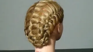 Прическа на средние волосы с плетением. Braided hairstyle tutorial