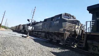 NS 9873 leads an intermodal train in Robesonia, PA (211)