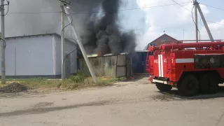 Пожар в центре Соль-Илецка. Видео Saltday.ru