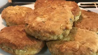 OLD SCHOOL FRIED SALMON PATTIES/CROQUETTES