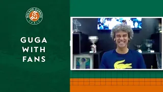 Gustavo Kuerten  chatting with fans I Roland-Garros 2021