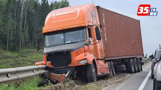 Из за ДТП на вологодской трассе образовалась многокилометровая пробка