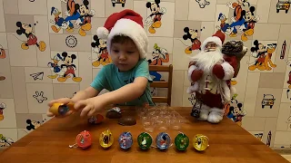 Распаковка киндер сюрпризов. Продолжение новогоднего выпуска. Kinder Surprise new year release!