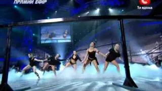 Танцуют все-3 Групповой танец девушек (26.11.2010).avi