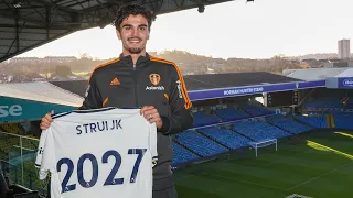 PASCAL STRUIJK SIGNS NEW DEAL WITH LEEDS UNITED