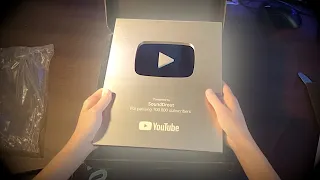 SILVER PLAY BUTTON! - YouTube 100k Creator Award Unboxing