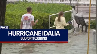 Hurricane Idalia floods streets as beachside bar opens