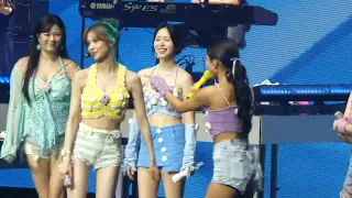 [4K Fancam] YES or YES / What Is Love? / CHEER UP (Medley) //  트와이스 (@TWICE)  in Berlin (14.09.2023)