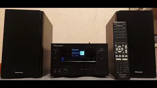 Pioneer X - HM 71 K  &  Monitor Audio Silver  RS5