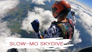 Slow MO skydive