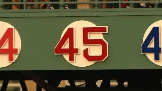 CWS@BOS: Red Sox retire Pedro's No. 45 at Fenway