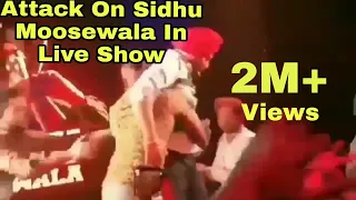 Man Jumped And Attacked On Sidhu Moosewala In Live Show