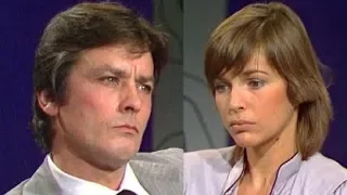 Alain Delon et Véronique Jannot - Le toubib (1979)