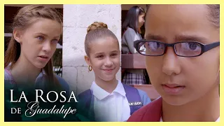 Las populares chantajean a Maggie tras leer su diario | La rosa de Guadalupe 3/4 | La niña que...