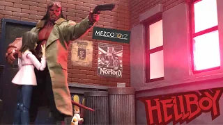 REVIEW: Mezco Toyz One:12 Collective Hellboy (2019 Movie)