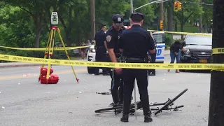 Police investigate serious bicycle crash on Victory Boulevard