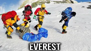 Szokujące nagranie zostało przestrogą dla innych wchodzących na Everest.